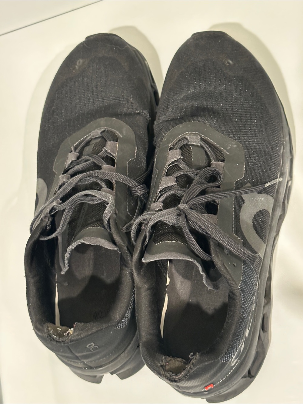 Men's Athletic Running Shoes - Black